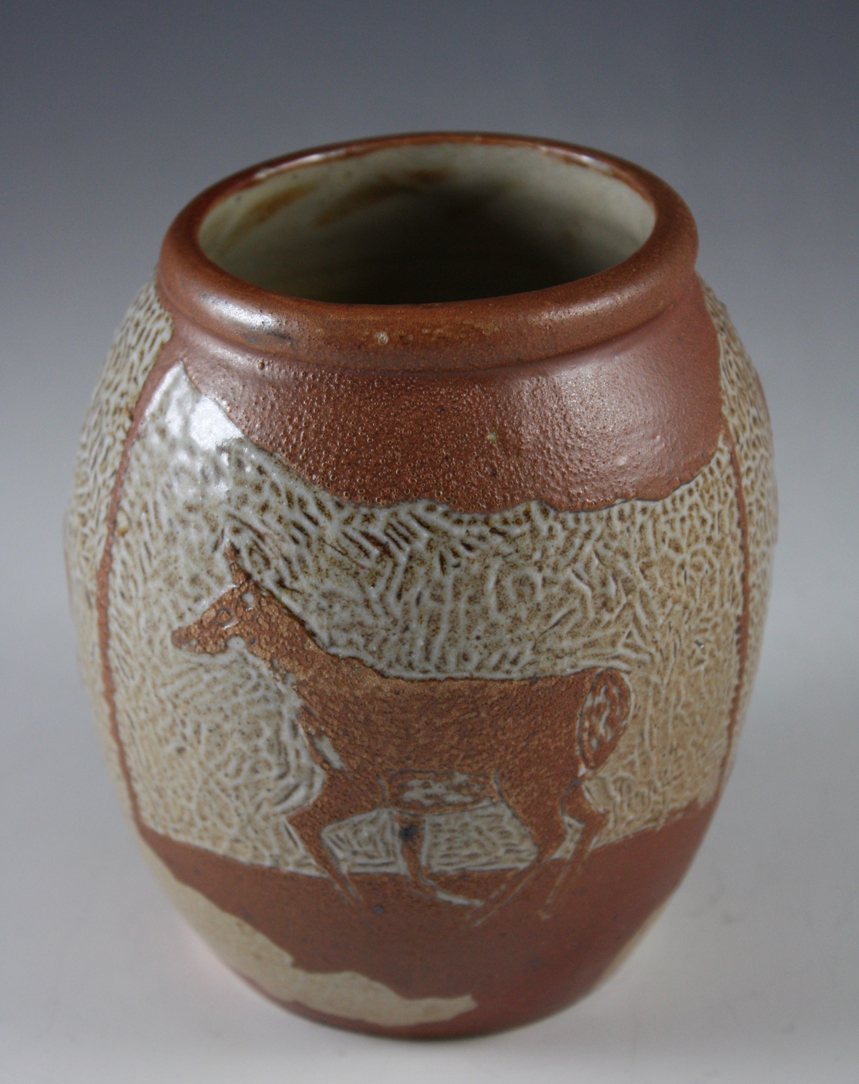 Antelope Vase 21-208